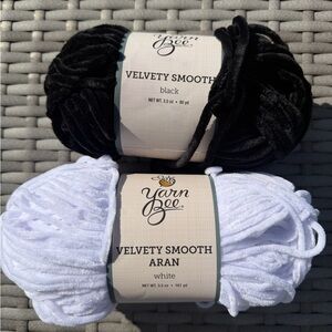 Yarn Bee Velvety Smooth Black and velvety Smooth Aron in color White Yarn